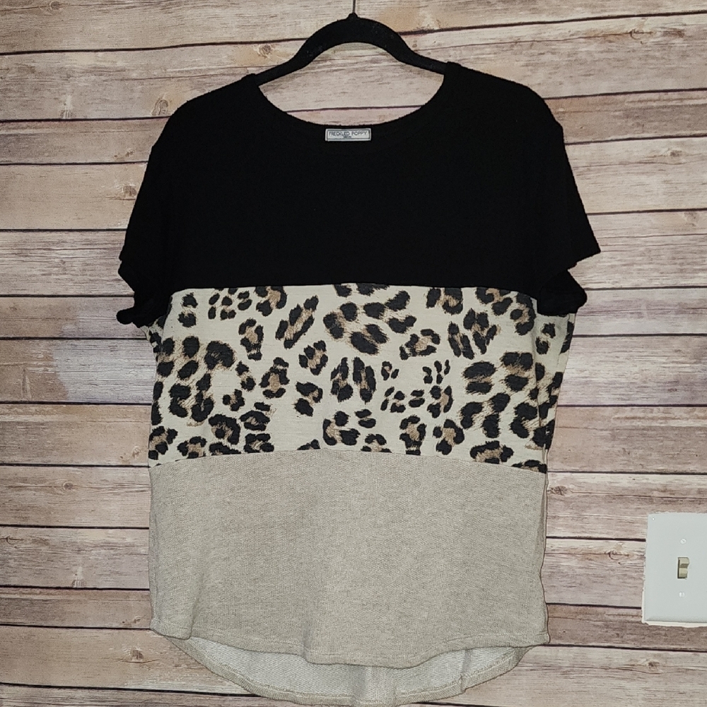 Trendy Black and Leopard Print Women's Top